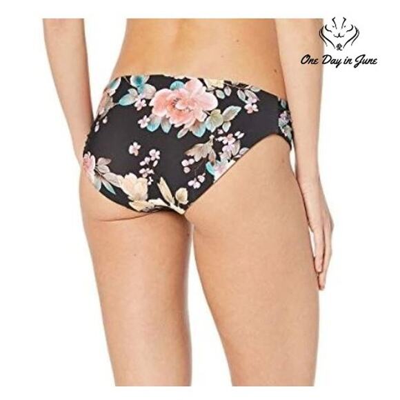 Becca First Date Bikini Bottoms Size XL - Picture 2 of 4